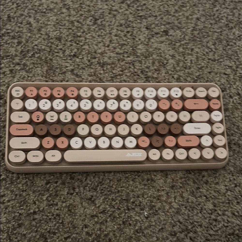 Retro Style Keyboard in Pink and Cream